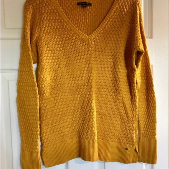 AEO Textured Yellow V-Neck Sweater XS - Picture 5 of 5